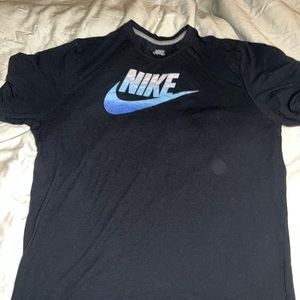 NIKE Regular Fit Tee